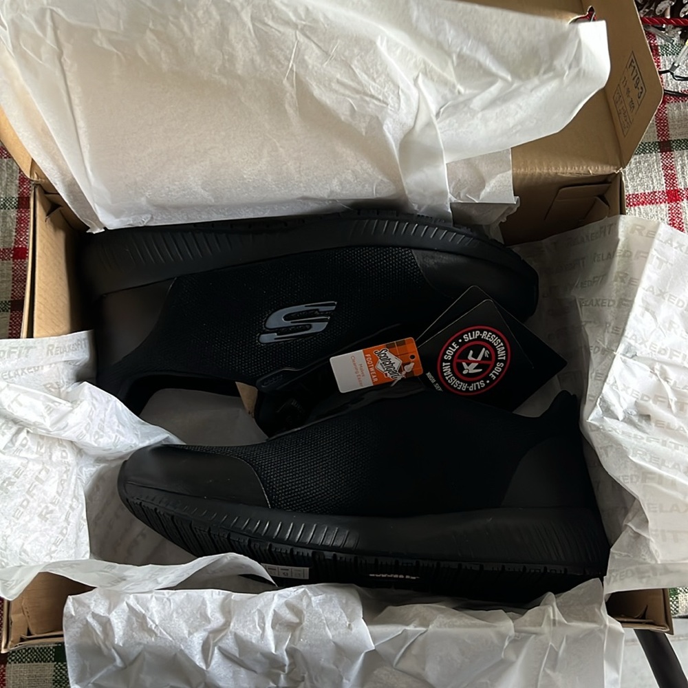 Skechers Relaxed Fit Slip Resistant Work Sneakers